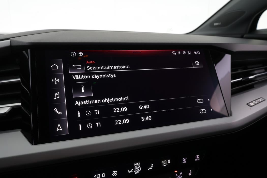 AUDI Q4 e-tron 2023