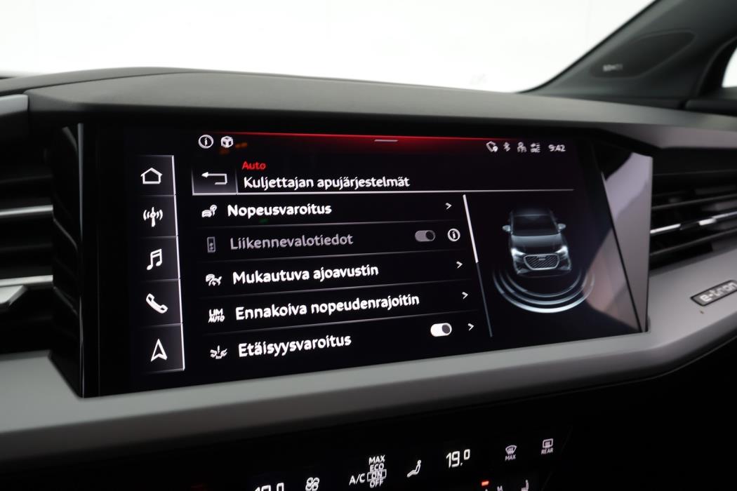 AUDI Q4 e-tron 2023
