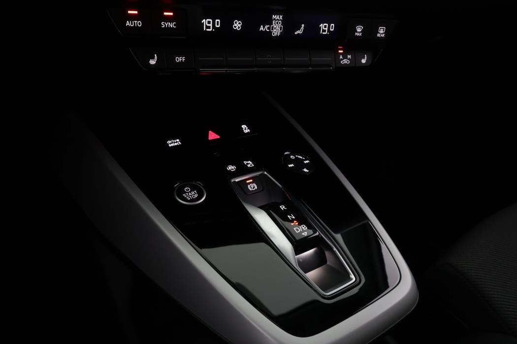 AUDI Q4 e-tron 2023