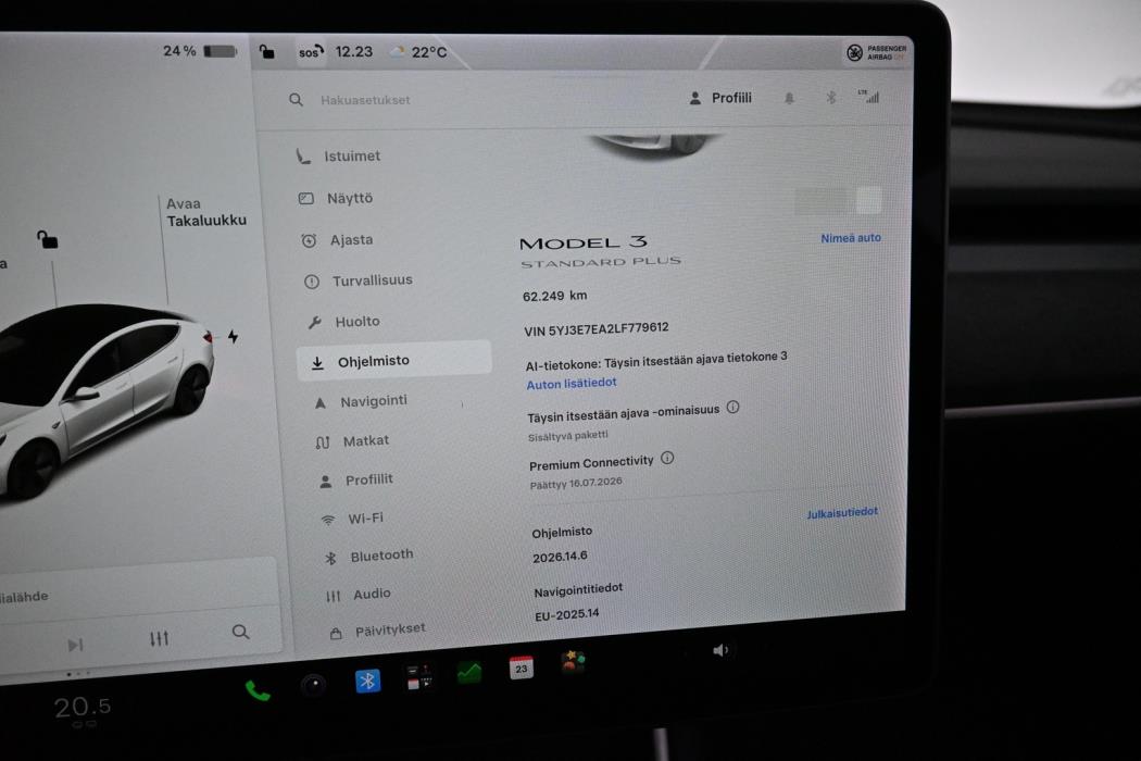 TESLA Model 3 2020