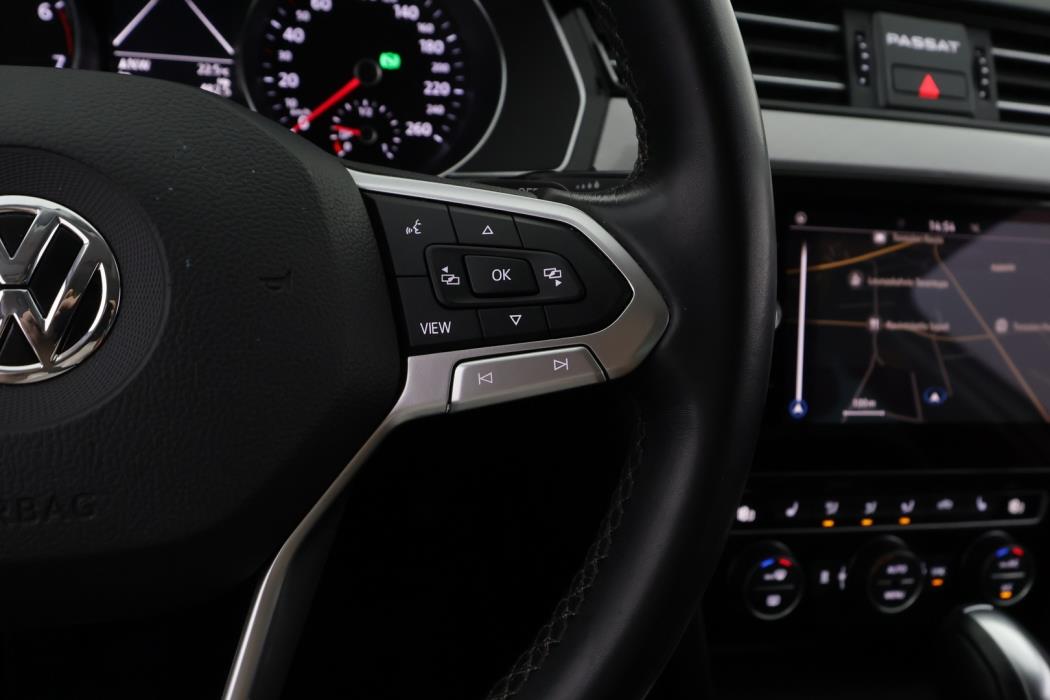 VOLKSWAGEN Passat 2020