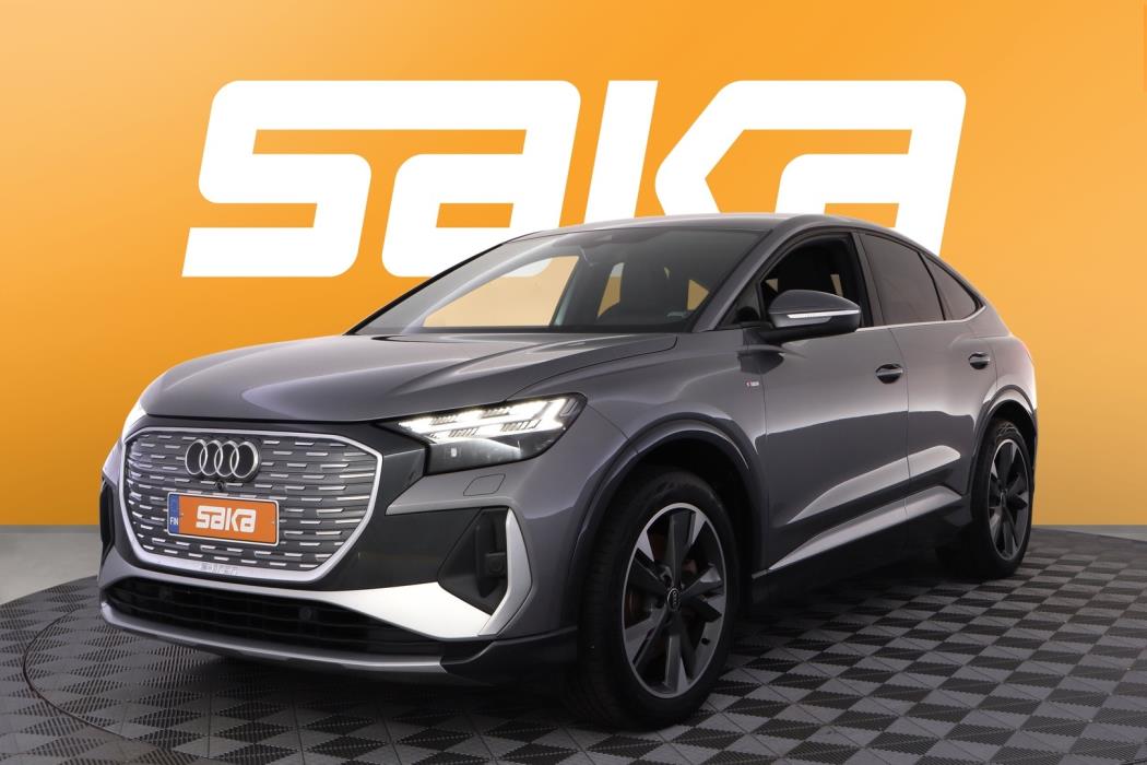 AUDI Q4 e-tron 2024