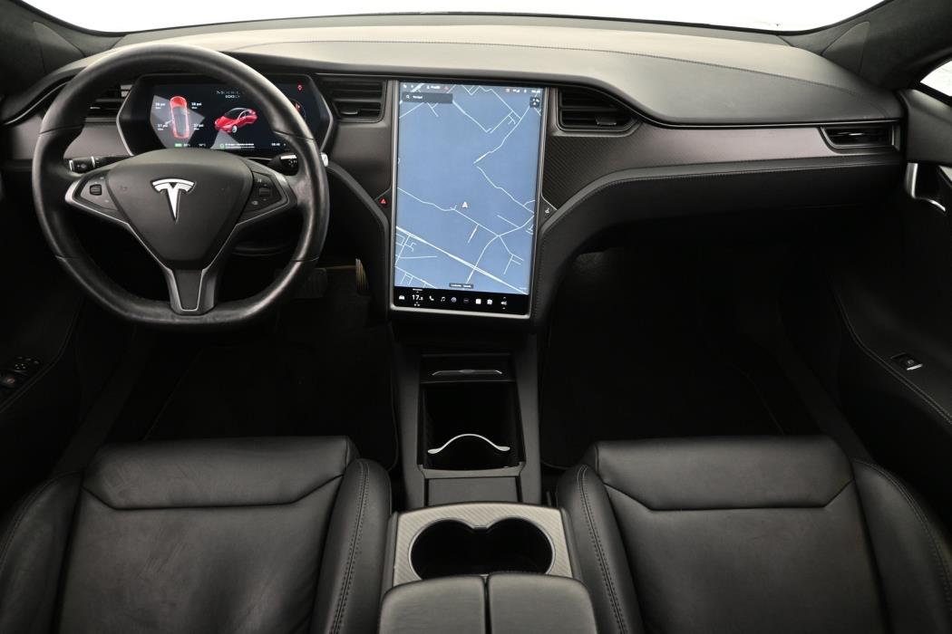 TESLA Model S 2018