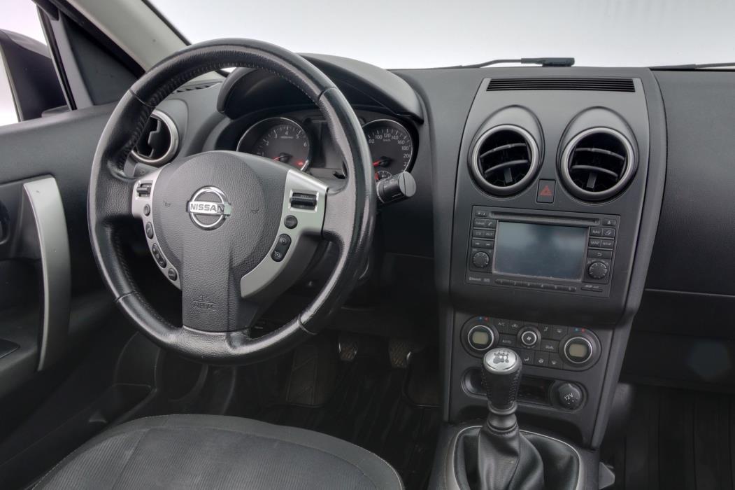 NISSAN Qashqai+2 2011