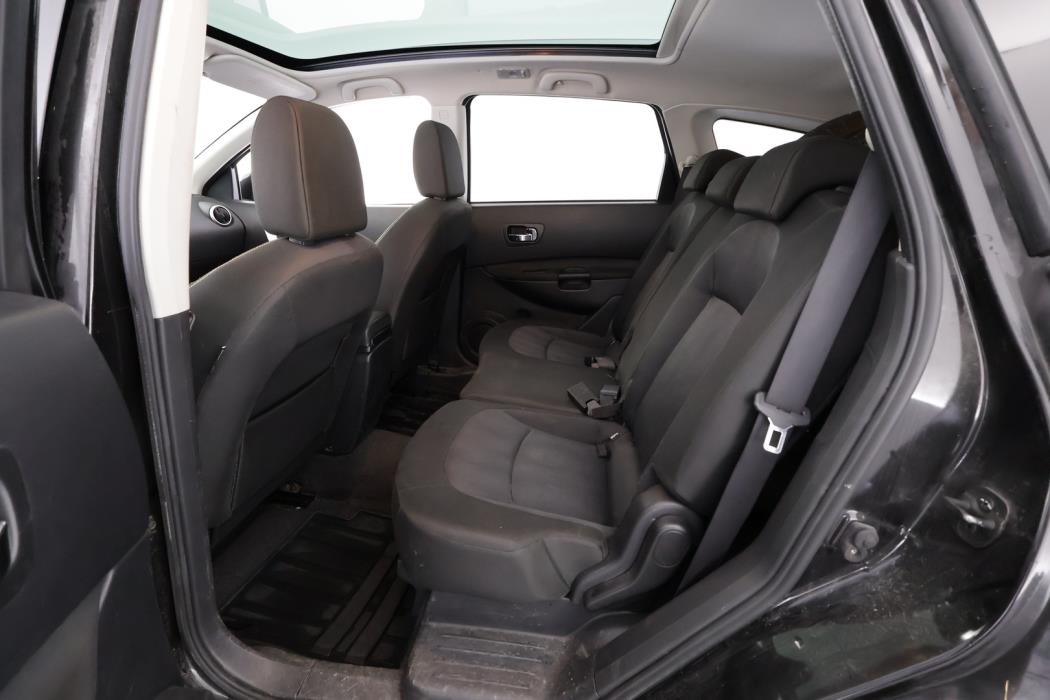 NISSAN Qashqai+2 2011