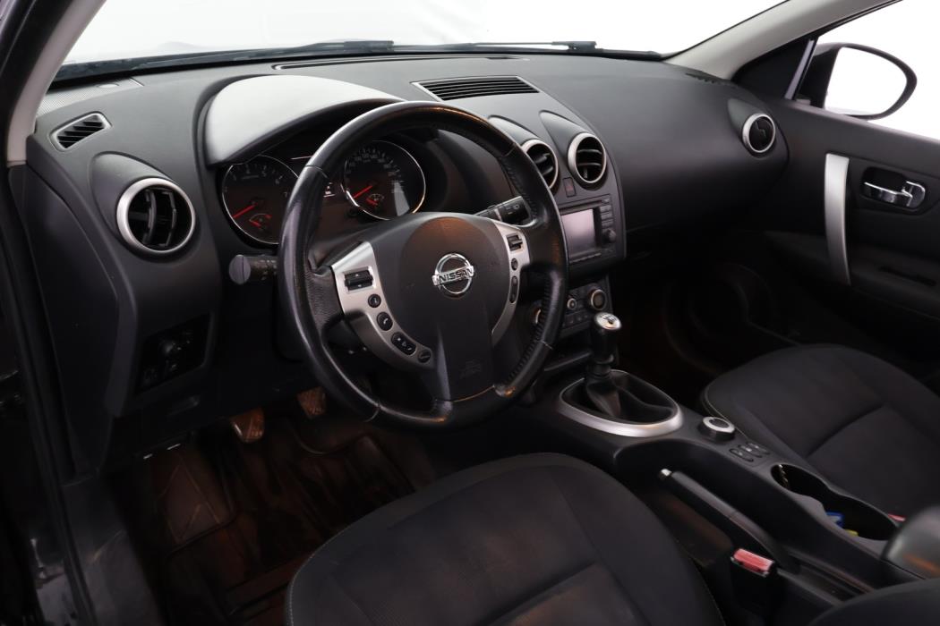 NISSAN Qashqai+2 2011