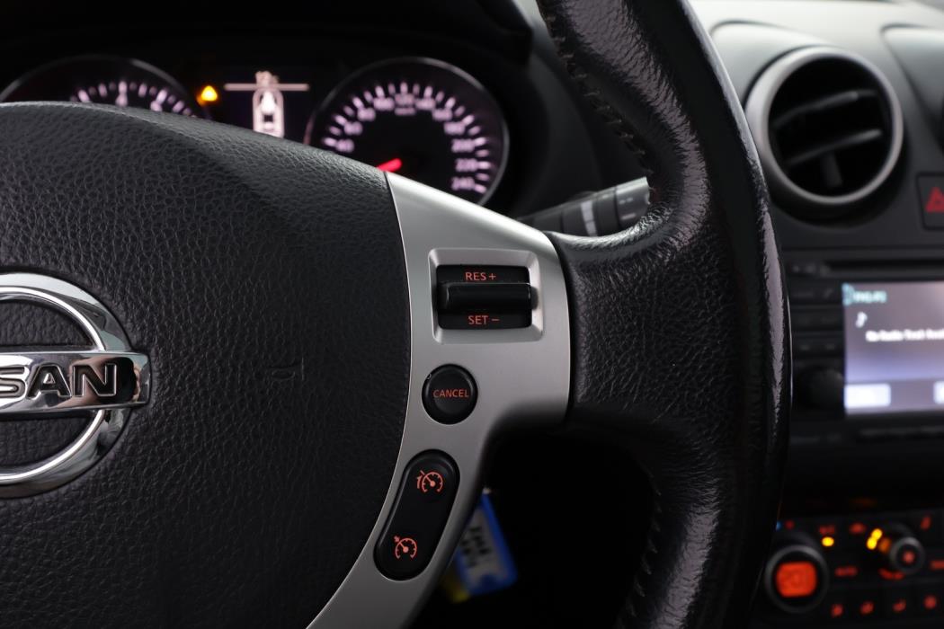 NISSAN Qashqai+2 2011