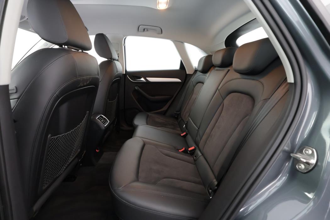AUDI Q3 2016