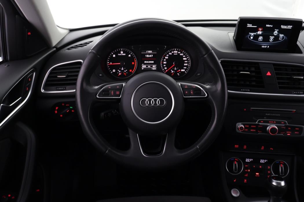 AUDI Q3 2016
