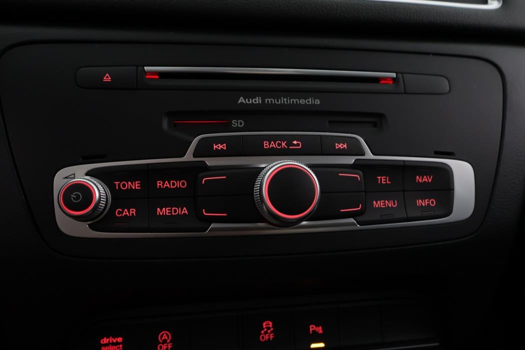 AUDI Q3 2016