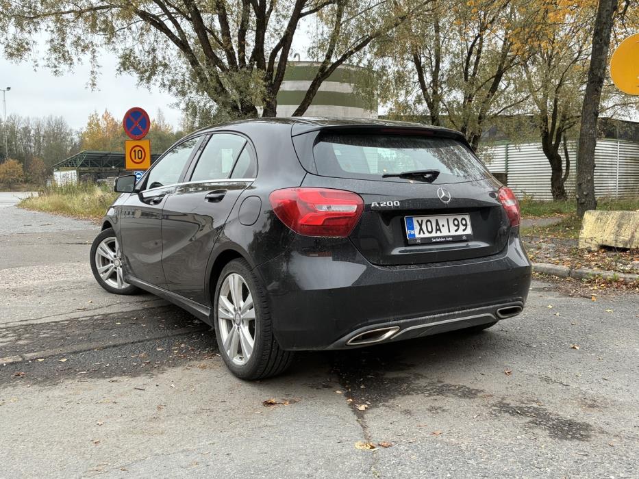 MERCEDES-BENZ A 2017