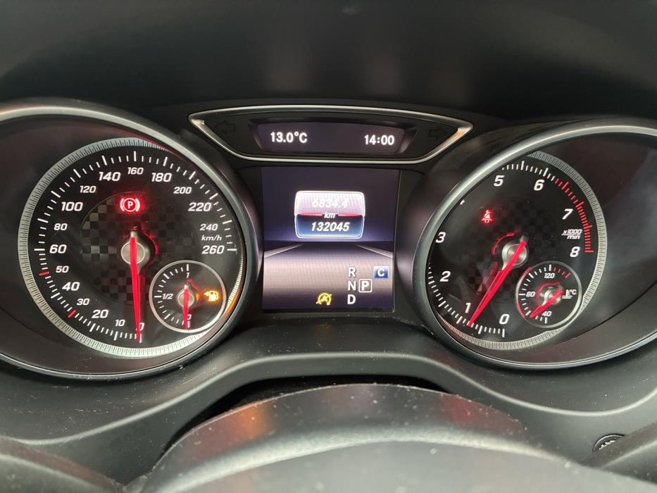 MERCEDES-BENZ A 2017
