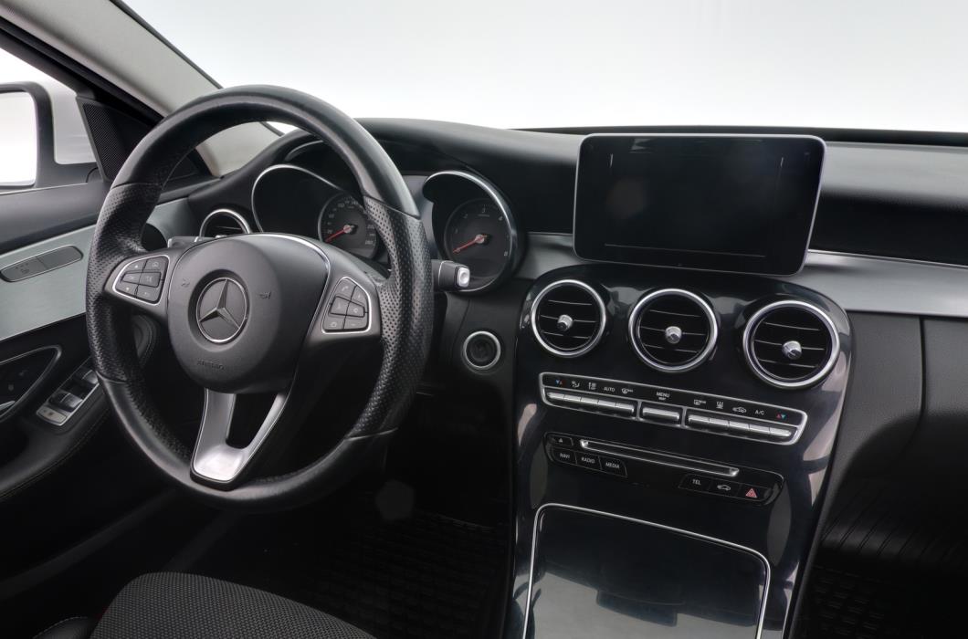 MERCEDES-BENZ C 2016