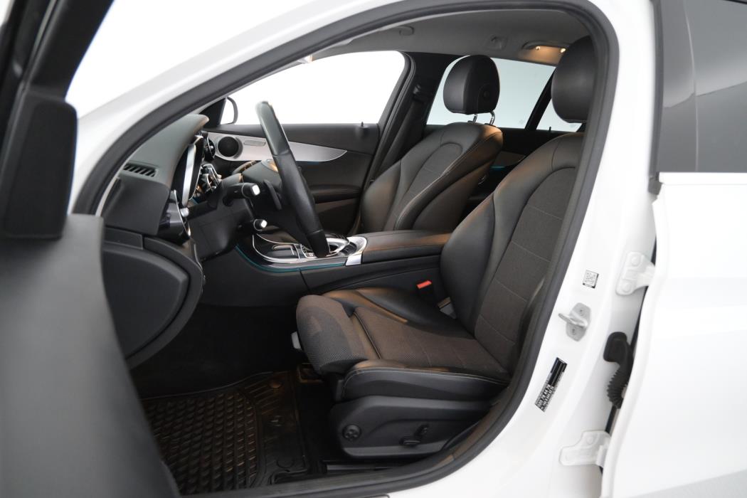 MERCEDES-BENZ C 2016