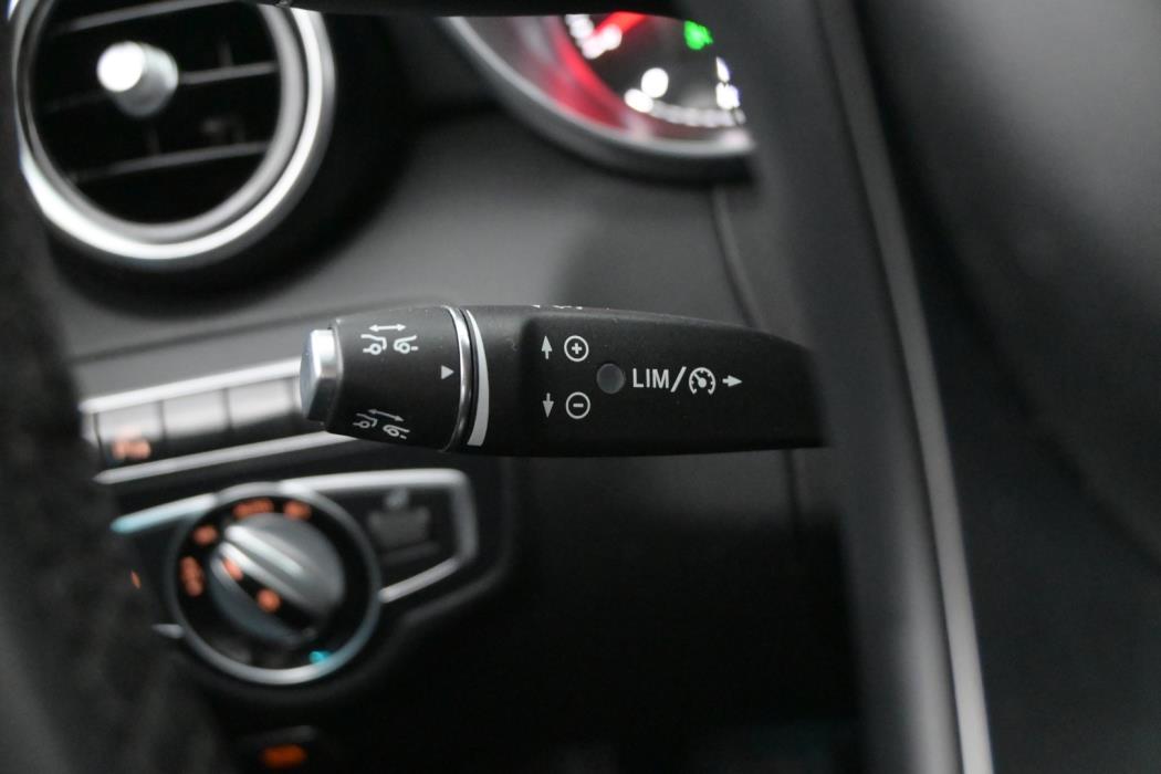 MERCEDES-BENZ C 2016
