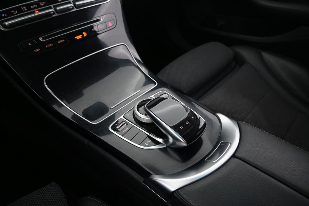 MERCEDES-BENZ C 2016