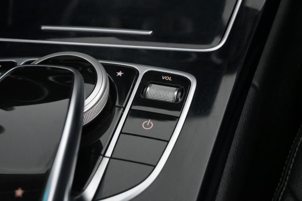 MERCEDES-BENZ C 2016