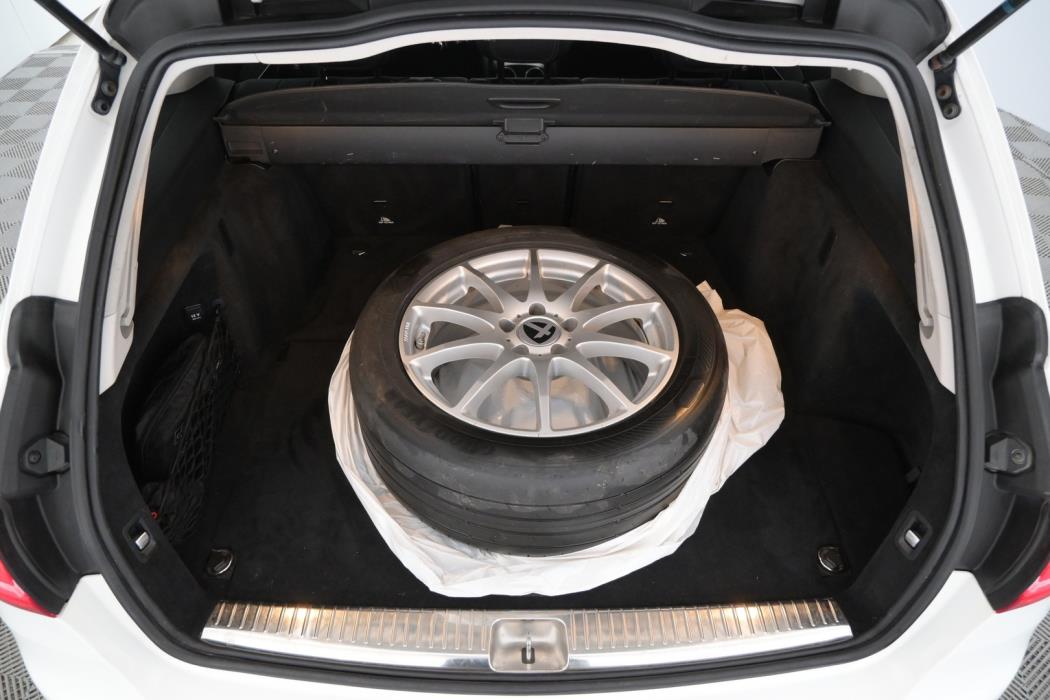 MERCEDES-BENZ C 2016