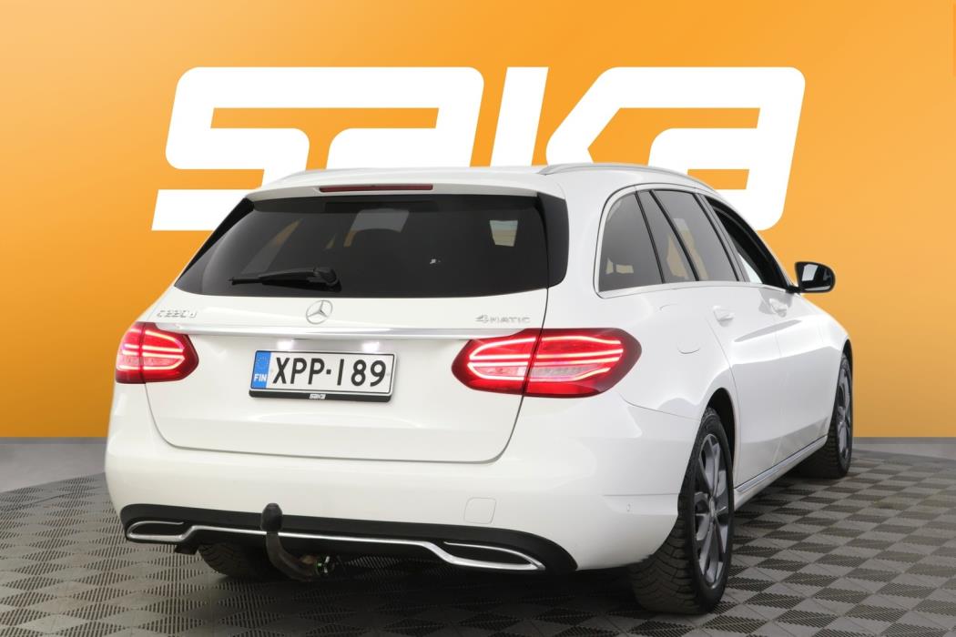 MERCEDES-BENZ C 2016