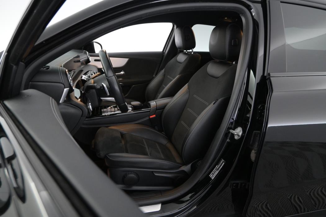 MERCEDES-BENZ A 2021