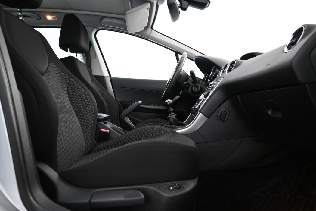PEUGEOT 308 2010