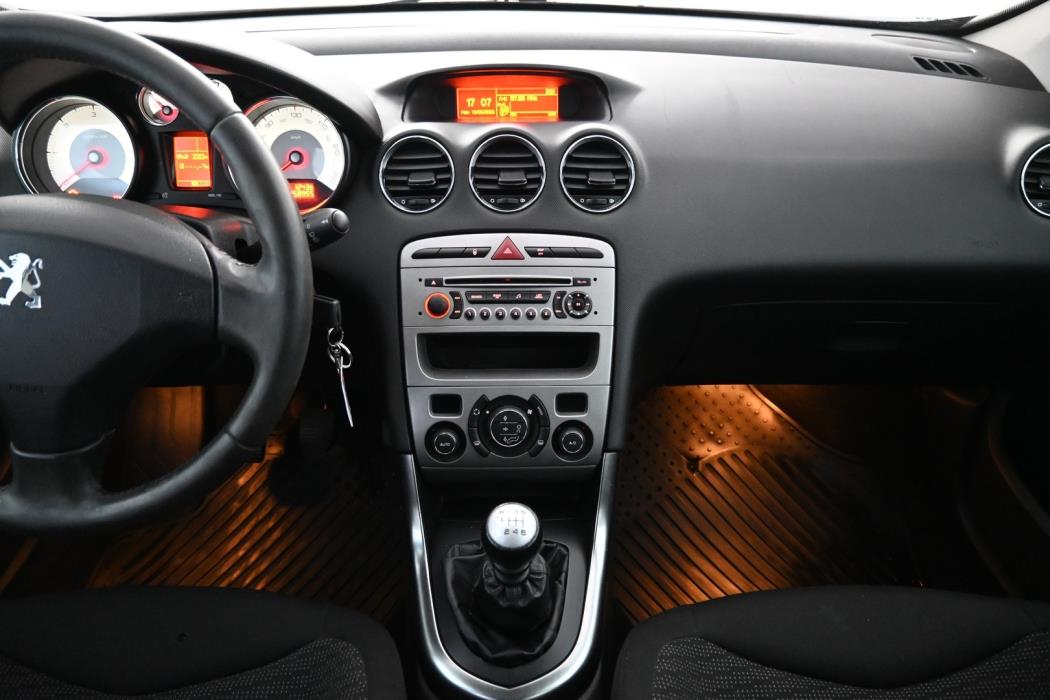 PEUGEOT 308 2010