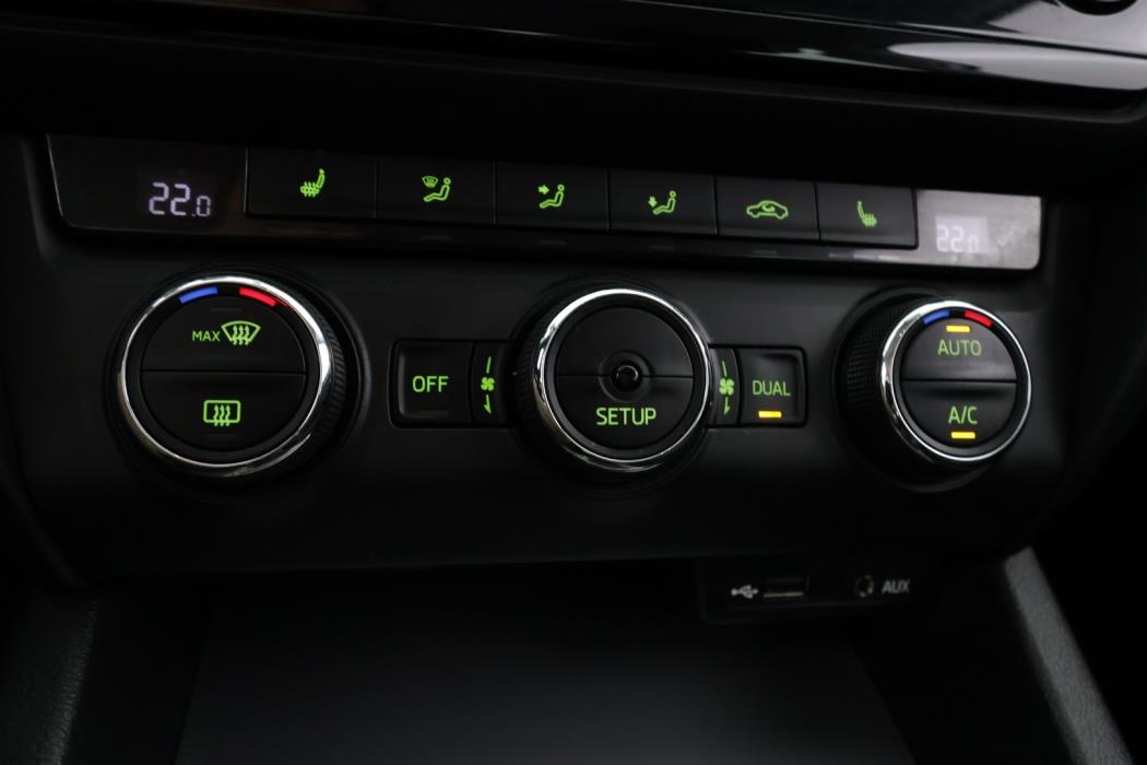 SKODA Octavia 2014