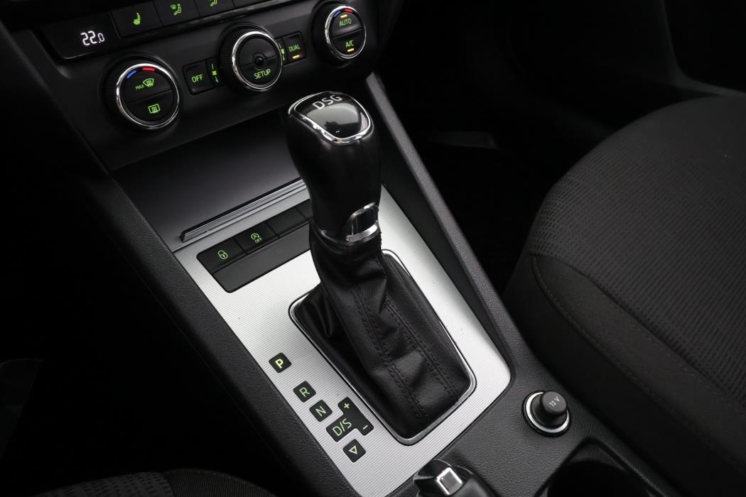 SKODA Octavia 2014