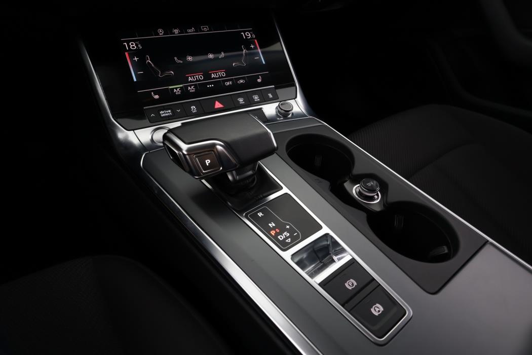 AUDI A6 2019