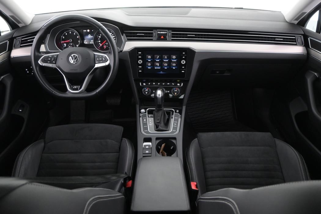 VOLKSWAGEN Passat 2020