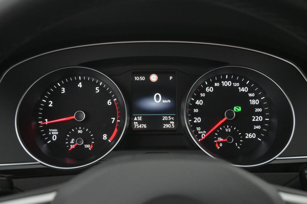VOLKSWAGEN Passat 2020