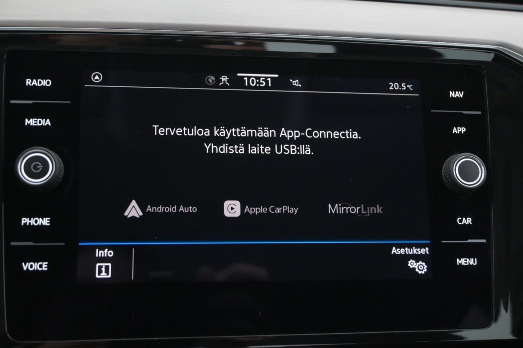 VOLKSWAGEN Passat 2020