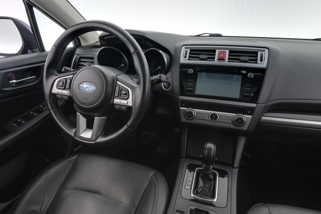 SUBARU Outback 2015