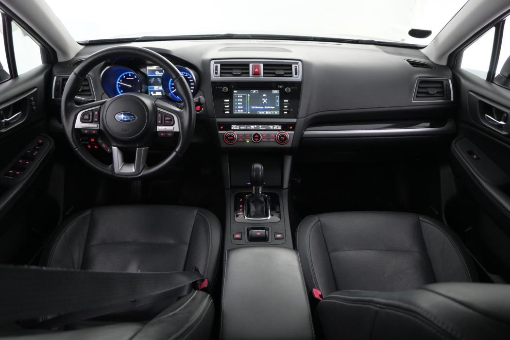 SUBARU Outback 2015