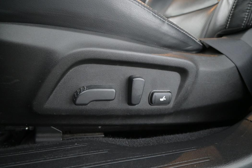 SUBARU Outback 2015