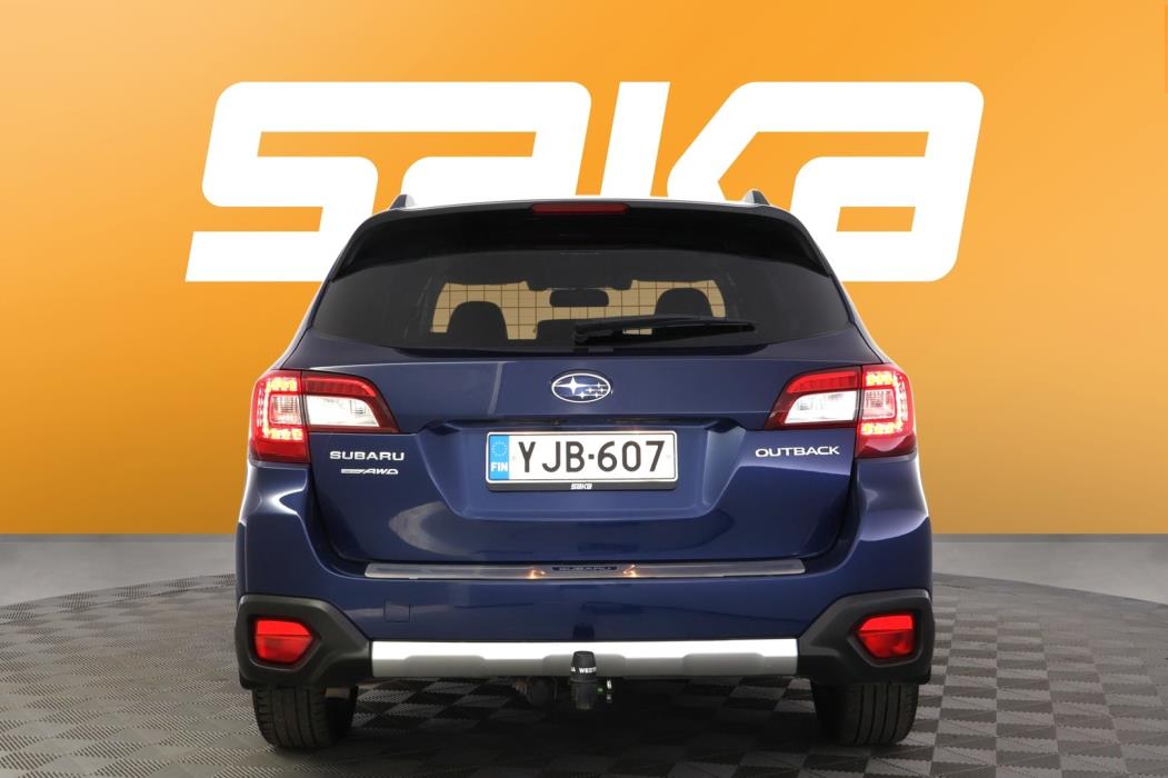 SUBARU Outback 2015