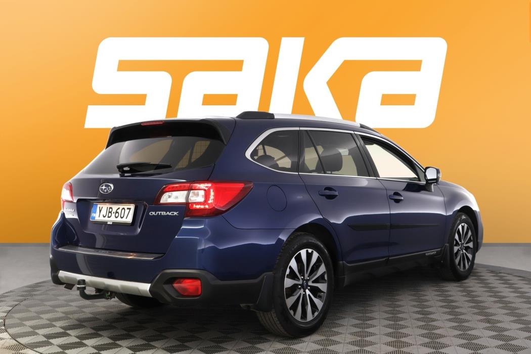 SUBARU Outback 2015