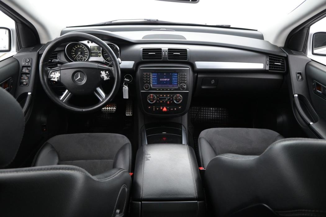 MERCEDES-BENZ R 2006