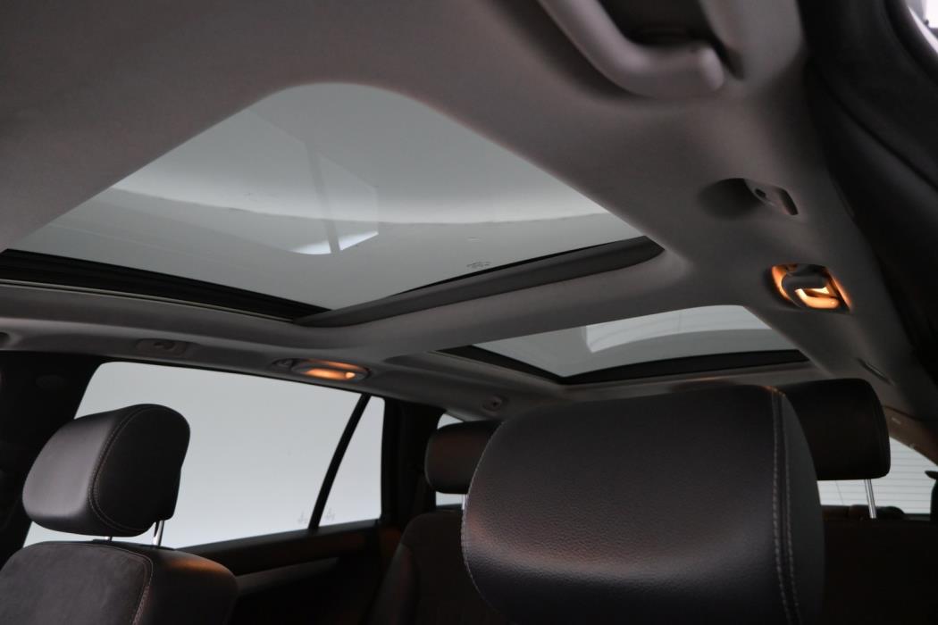 MERCEDES-BENZ R 2006