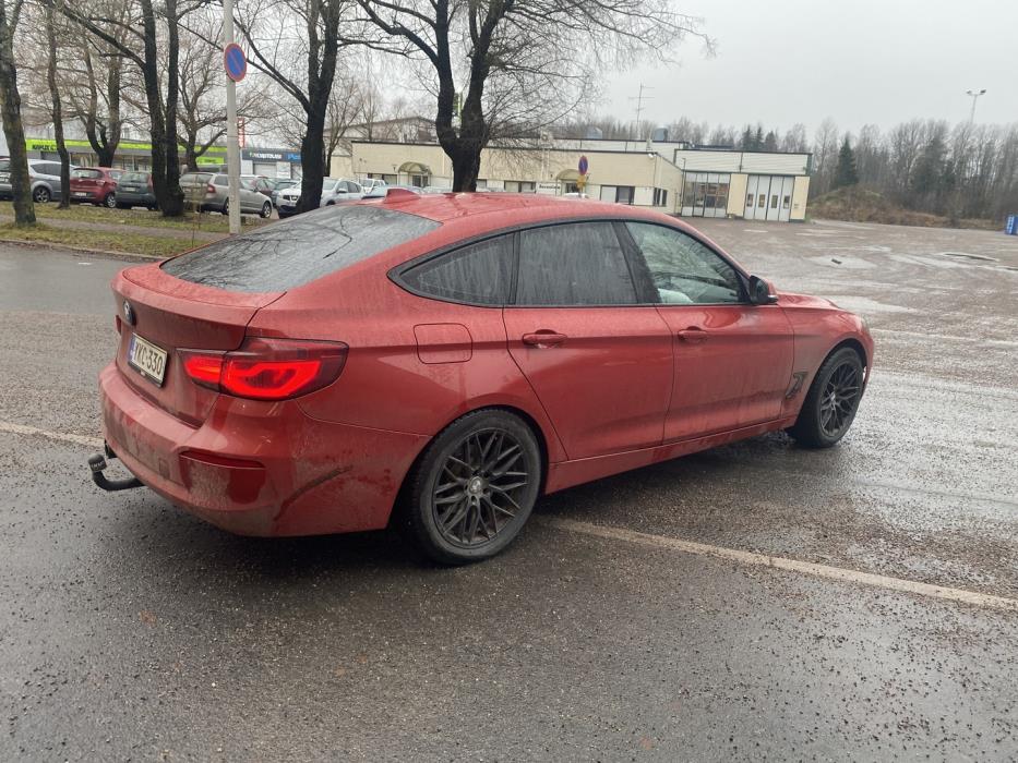 BMW 320 Gran Turismo 2018