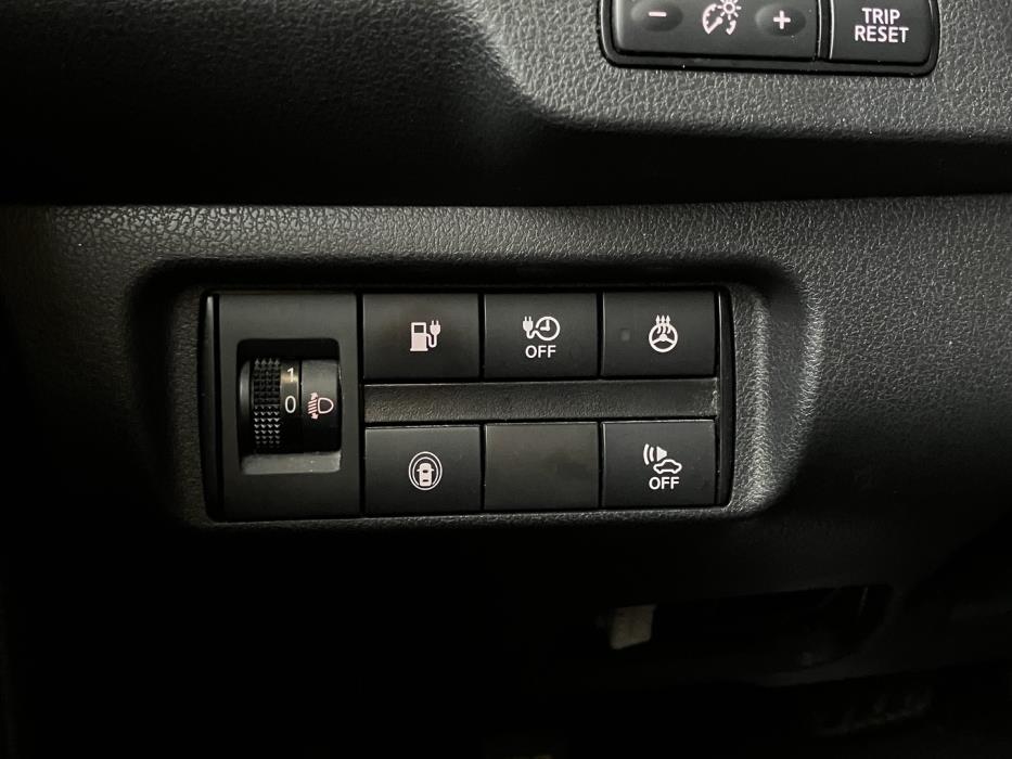 NISSAN Leaf 2020