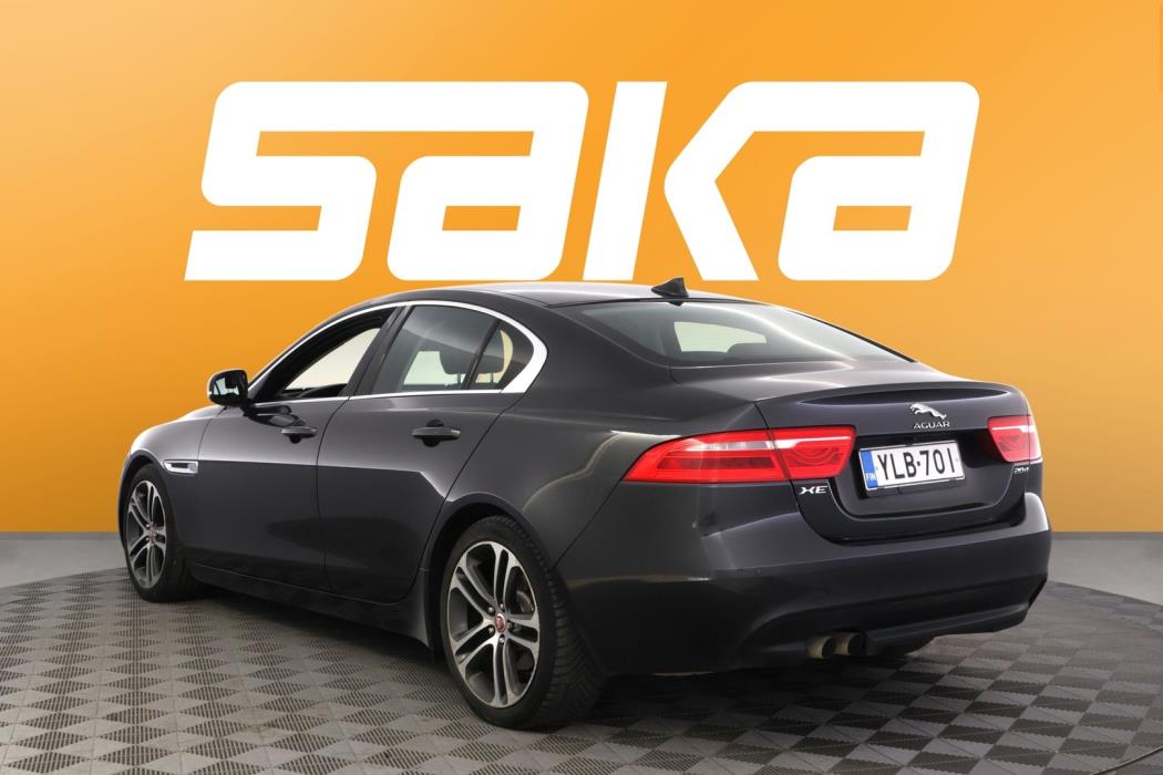 JAGUAR XE 2016