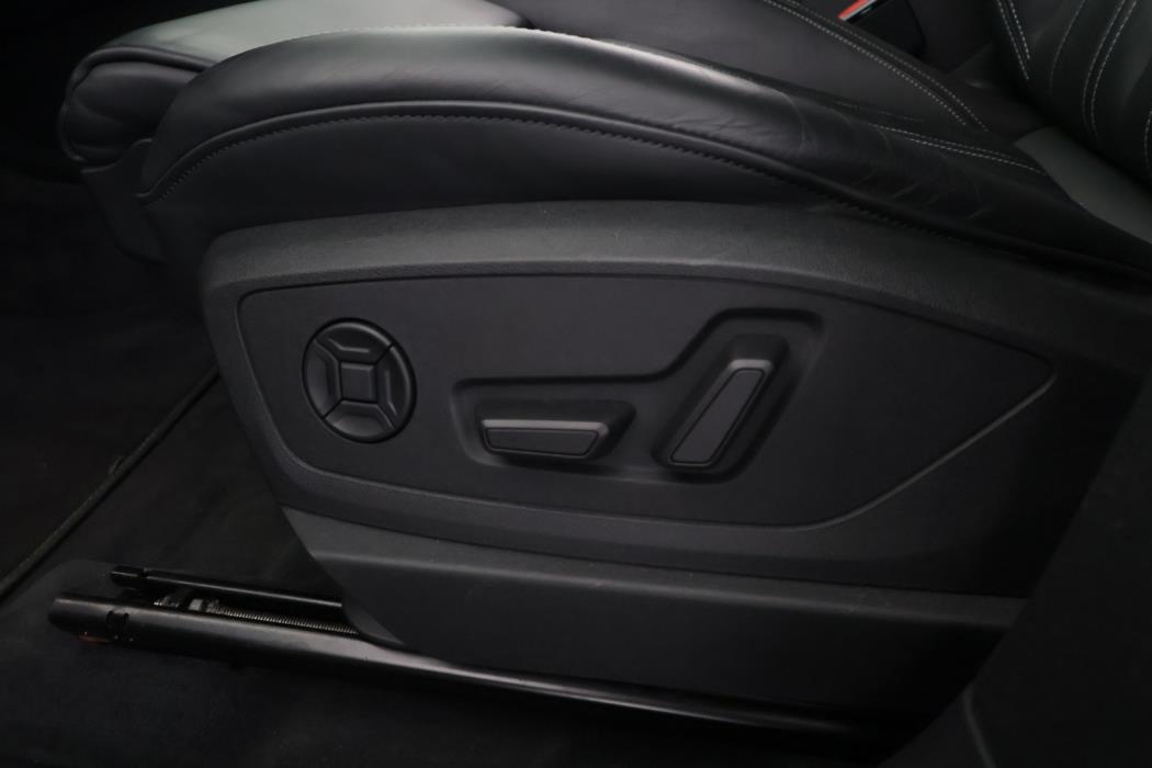 AUDI e-tron 2023