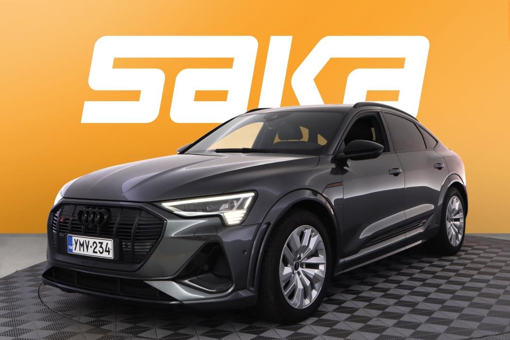 AUDI e-tron 2023