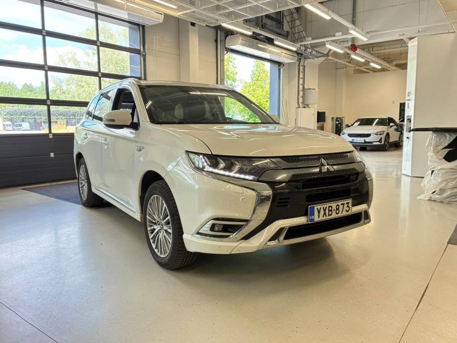 MITSUBISHI OUTLANDER PHEV 2021