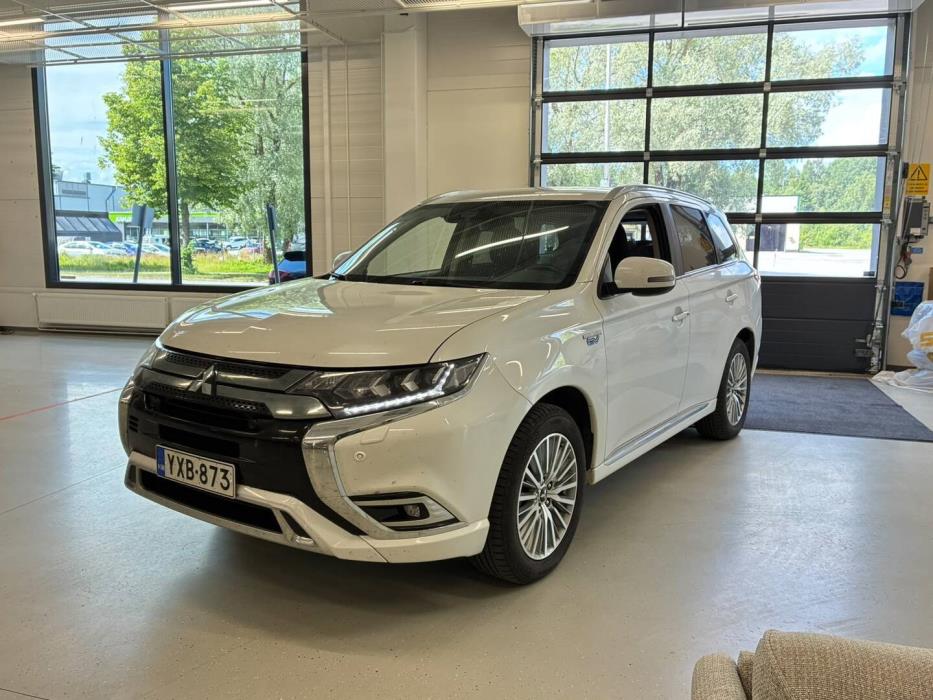 MITSUBISHI OUTLANDER PHEV 2021