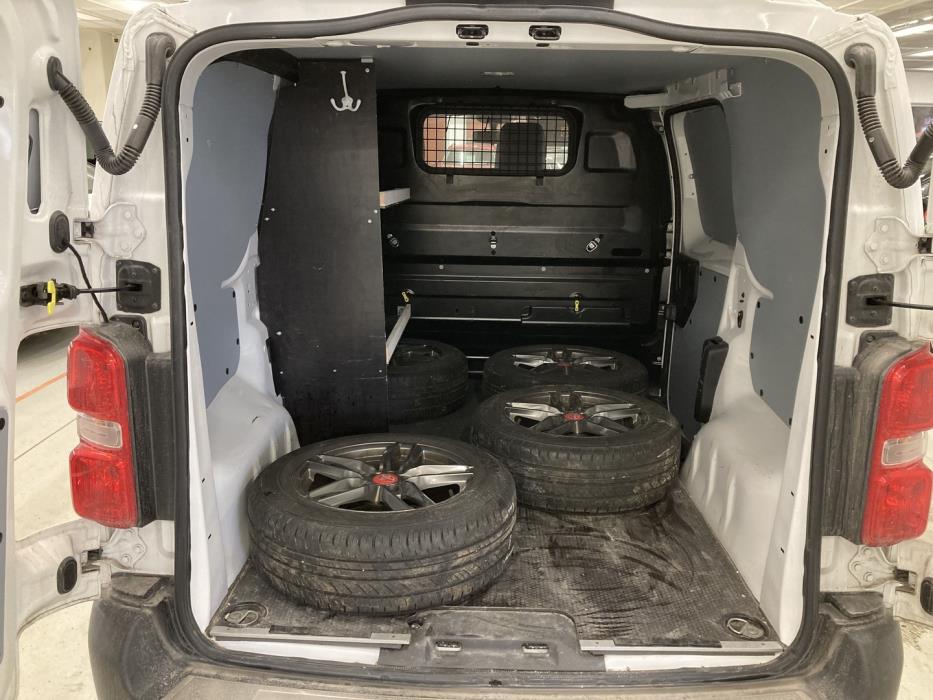 TOYOTA Proace 2016