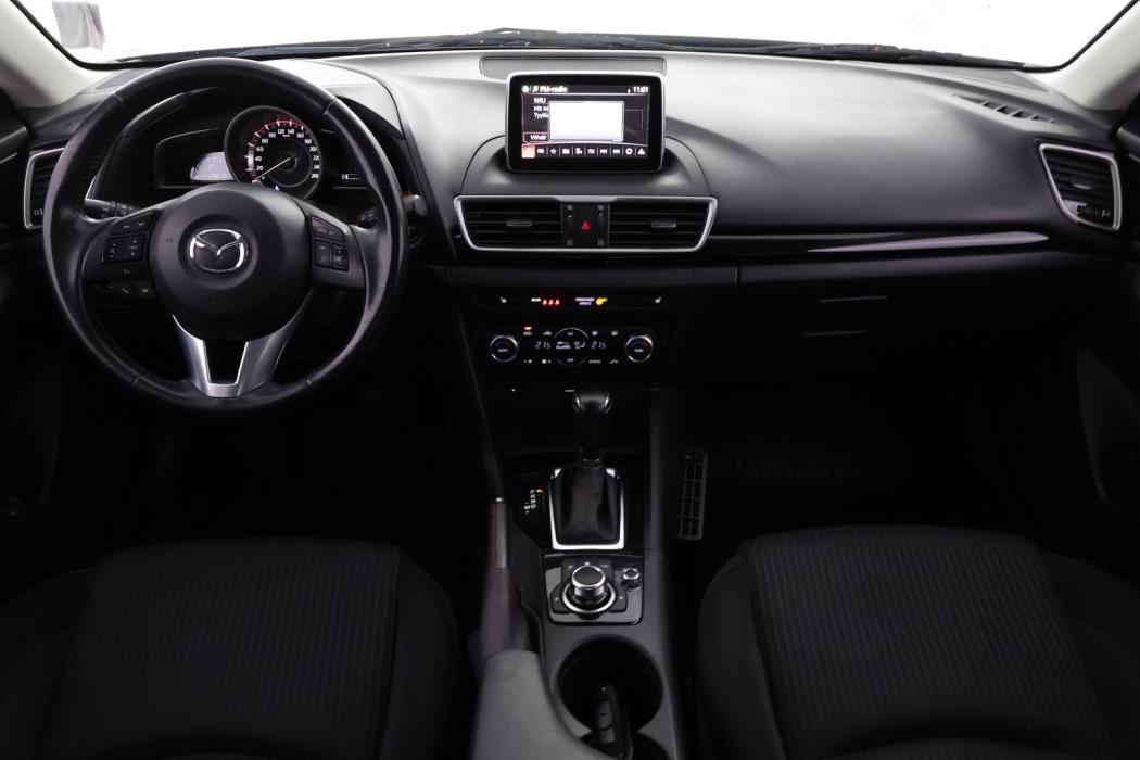 MAZDA 3 2015