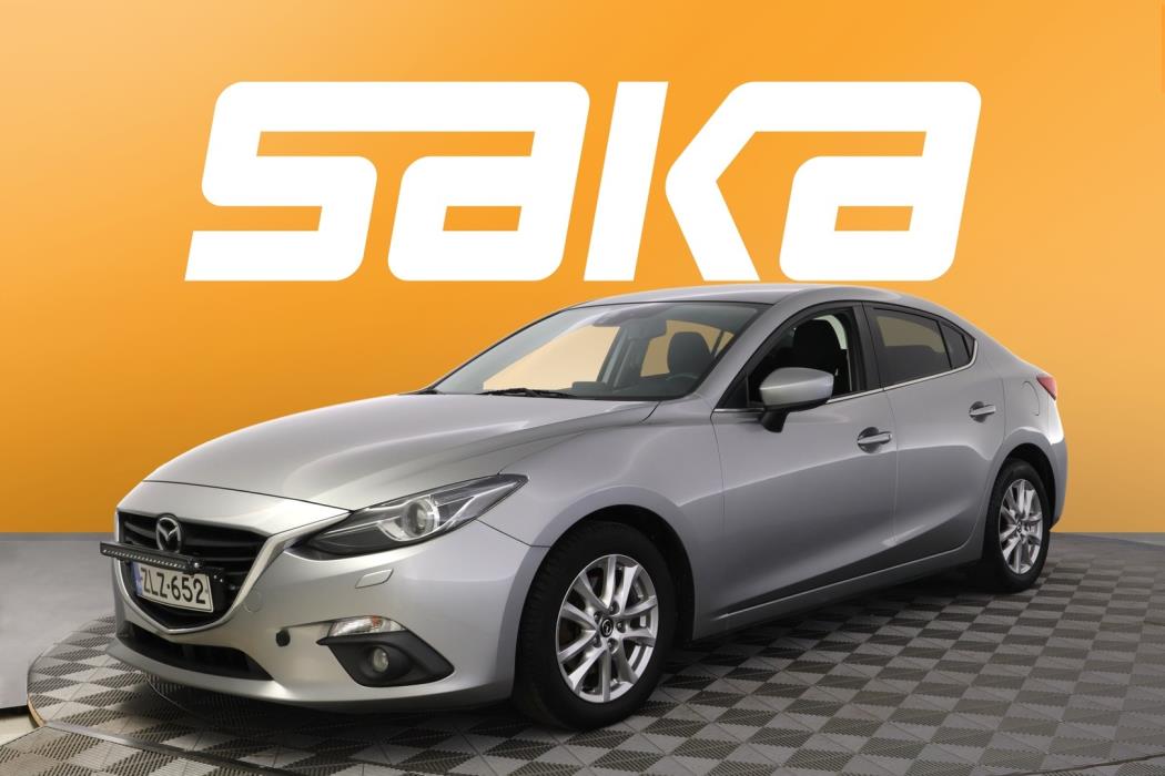 MAZDA 3 2015