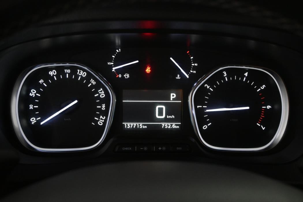 PEUGEOT Expert 2019